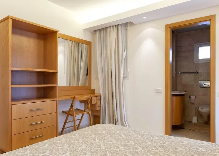 Apartment In Amdar Residence